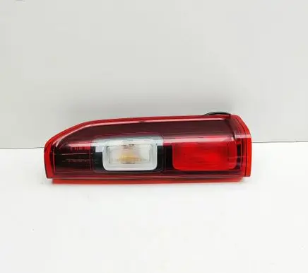 Opel Vivaro Rear/tail lights 93867969