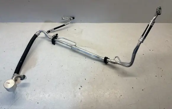 Hyundai Santa Fe Engine coolant pipe/hose