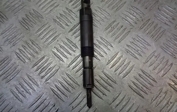 Ford Mondeo Mk III Fuel injectors set 0432133801