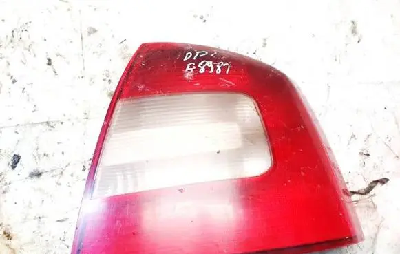 Skoda Octavia Mk2 (1Z) Rear/tail lights 1z5945258a