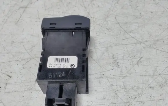 Mazda 3 I Headlight level height control switch 04057810