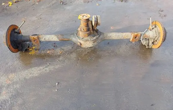 Hyundai H-1, Starex, Satellite Rear axle beam with reductor 