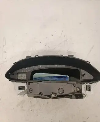 Toyota Yaris Speedometer (instrument cluster) 838000D650D
