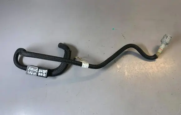 BMW 5 F10 F11 Fuel return line/hose 7810784 7802243