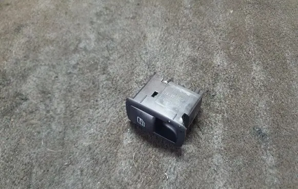 Mercedes-Benz B W245 Electric window control switch A2518200510 03128150 9051679300