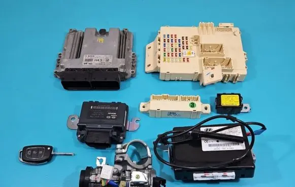 Hyundai i40 Engine control unit/module ECU 0281031716 IMPRK1435926