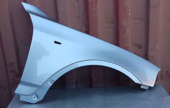 BMW X3 E83 Fender 3405922 41353405922 G0117H08