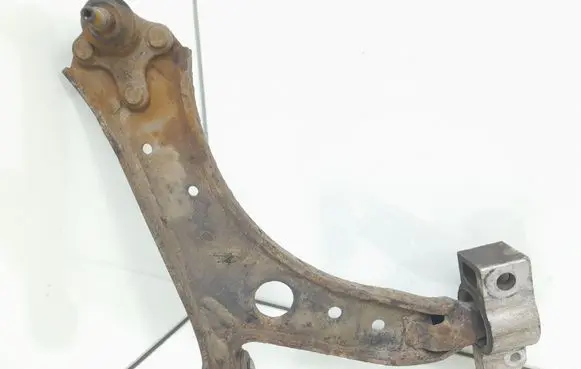 Volkswagen Golf V Front lower control arm/wishbone