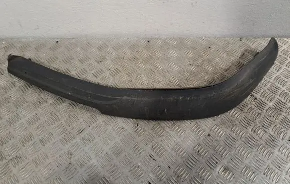 Toyota Avensis T250 Front bumper lip 7685105020