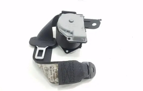 Toyota Auris E180 Rear seatbelt 7336002740