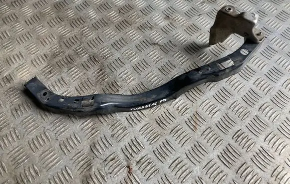 Headlight/headlamp mounting bracket