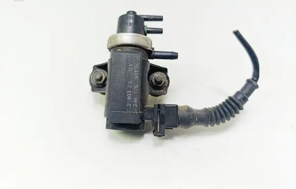 BMW 5 E39 Turbo solenoid valve 2246175
