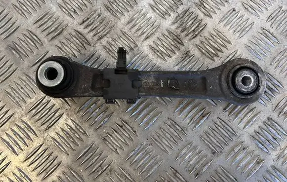 Maserati Ghibli Rear control arm 670035979