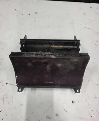 Mercedes-Benz E W210 Car ashtray 
