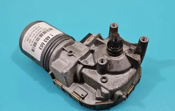 Volkswagen Golf VII Wiper motor 1397220663 IMPRK1483603