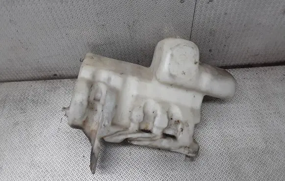 Mercedes-Benz Vito Viano W638 Windshield washer fluid reservoir/tank 6388690820
