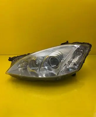 Mercedes-Benz S W221 Headlight/headlamp A2218203361