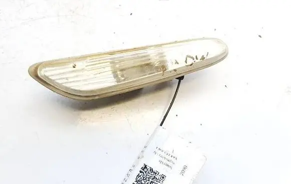 BMW 5 E60 E61 Front fender indicator light 4185L 14185L