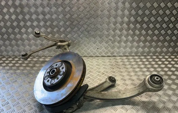 Audi Q7 4M Front wheel hub spindle knuckle 4M0407241J 4M0407559