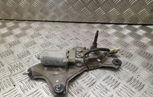 Toyota Prius (NHW20) Rear window wiper motor 8513047010