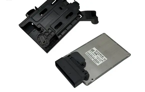 Citroen DS7 Crossback Air suspension control unit module (rear) 9837909380 202001221244 A2C76769803