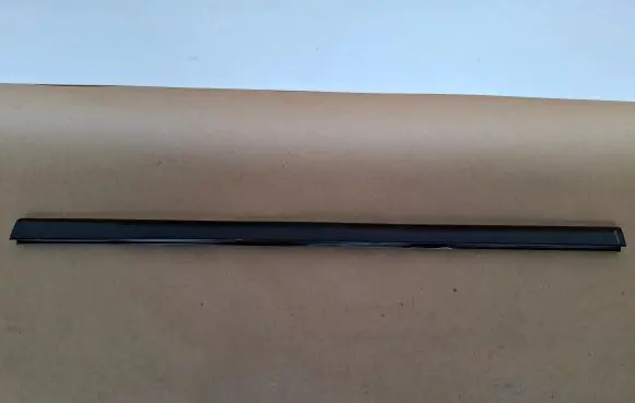 Volvo XC70 Roof trim bar molding cover 39992761