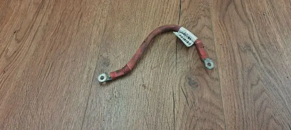 Positive cable (battery)