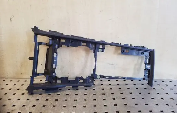 Other center console (tunnel) element