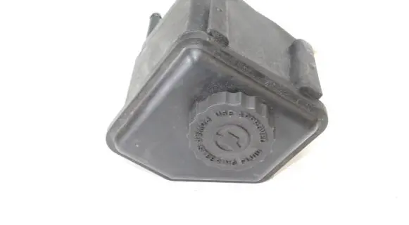 Chrysler 300 - 300C Power steering fluid tank/reservoir 04782345AC