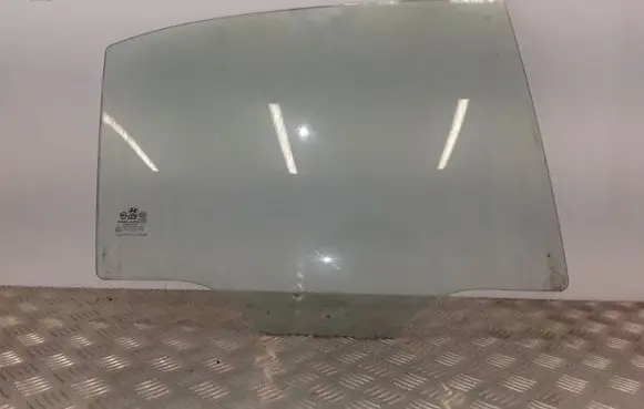 Rear door window glass
