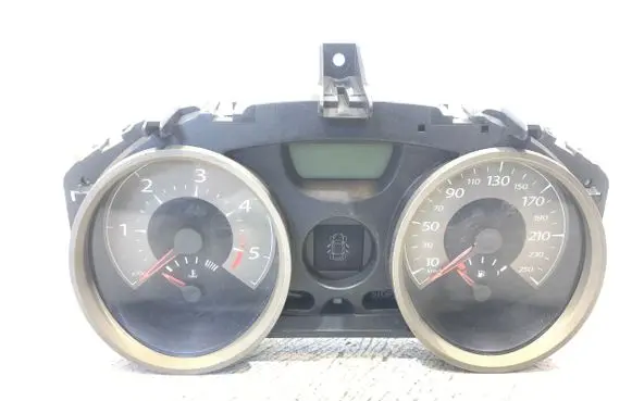 Renault Megane II Speedometer (instrument cluster) 8200720308 35110419 4HBG023975