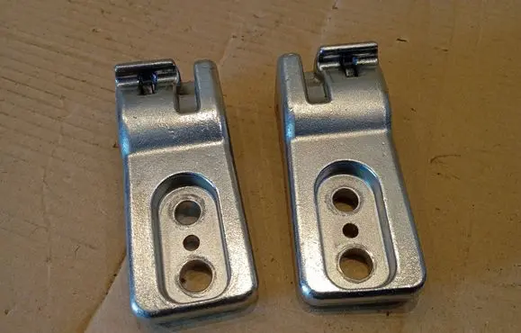 Mitsubishi Colt Convertible roof lock/latch