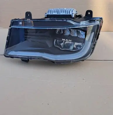Man TGE 1gen Headlight/headlamp 81251016861