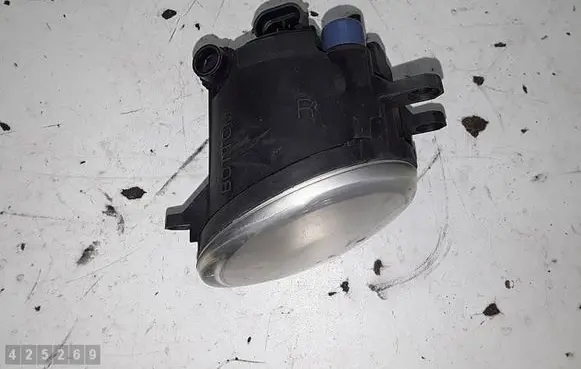 Toyota RAV 4 (XA30) Front fog light 89210656