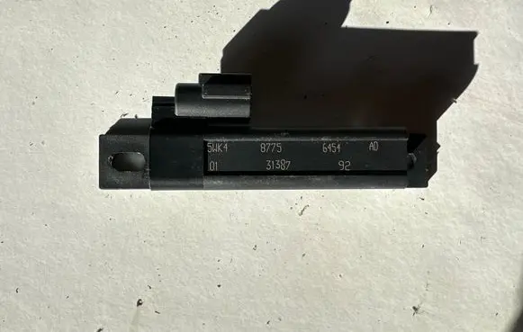 Renault Kadjar Aerial antenna amplifier 87756454AD