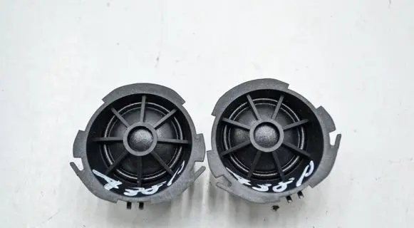Audi A3 S3 8P Front door speaker 8P0035399A 7606500