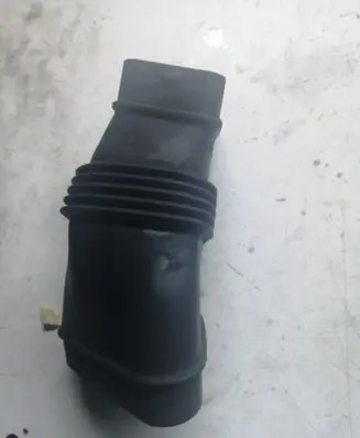 Volvo S80 Air intake duct part 6893754