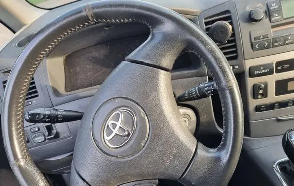 Toyota Corolla Verso E121 Steering wheel