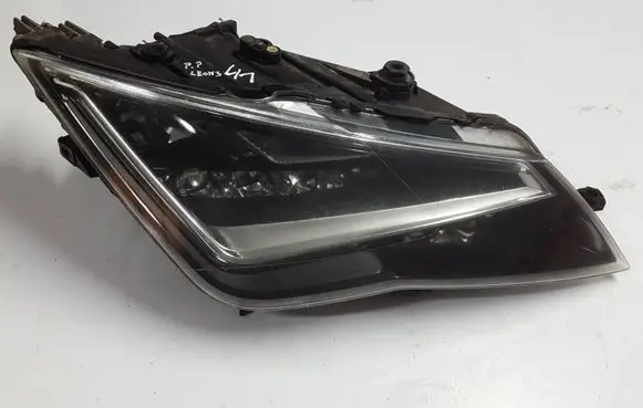 Seat Leon (5F) Headlight/headlamp 5F2941008XAUTOP 5F2941008 90029771