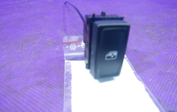 Skoda Octavia Mk3 (5E) Quarter vent window switch 5E0959855A