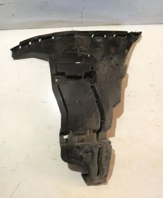 Volvo V70 Front bumper mounting bracket 08693181