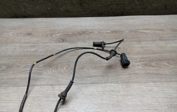 Volvo V70 ABS brake wheel speed sensor 10071160463 9496961