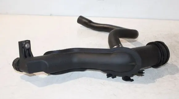 Citroen Jumpy Oil fill pipe 9654733980