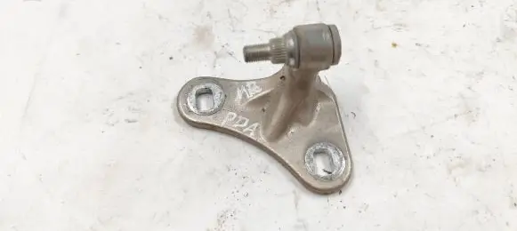 Mercedes-Benz C W203 Front door lower hinge 