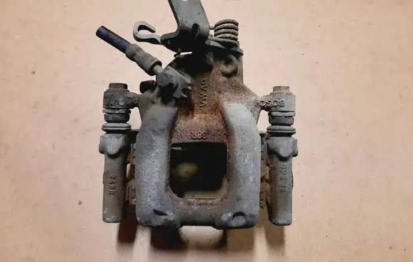 Skoda Yeti (5L) Rear brake caliper