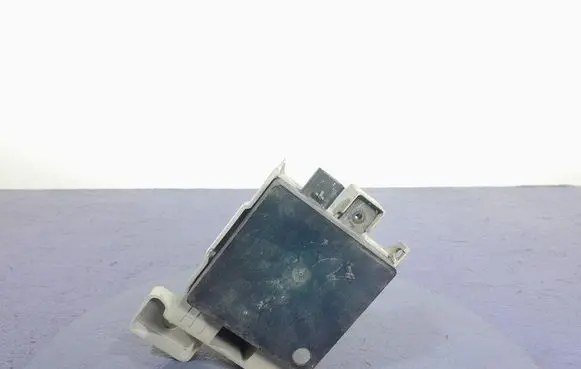 Ford Mondeo MK I Distronic sensor radar DS7T14C689ED