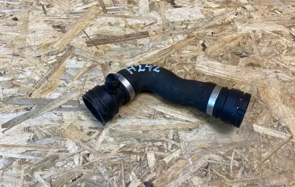BMW X3 F25 Engine coolant pipe/hose 8571606