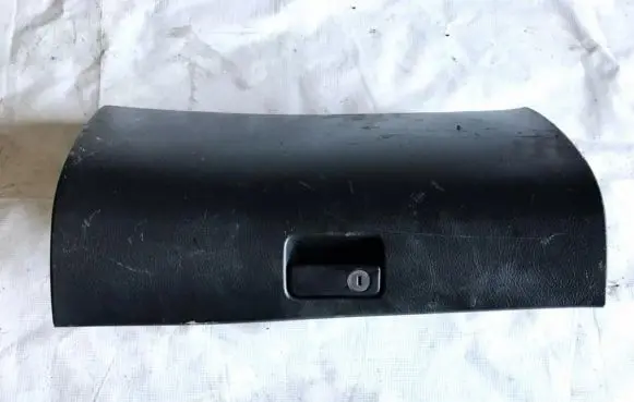 Toyota Avensis T250 Glove box 5555005070 55550-05070