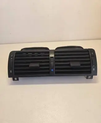 BMW 3 E46 Dash center air vent grill 8363199