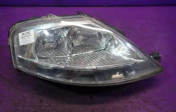 Citroen C3 Headlight/headlamp 20A023